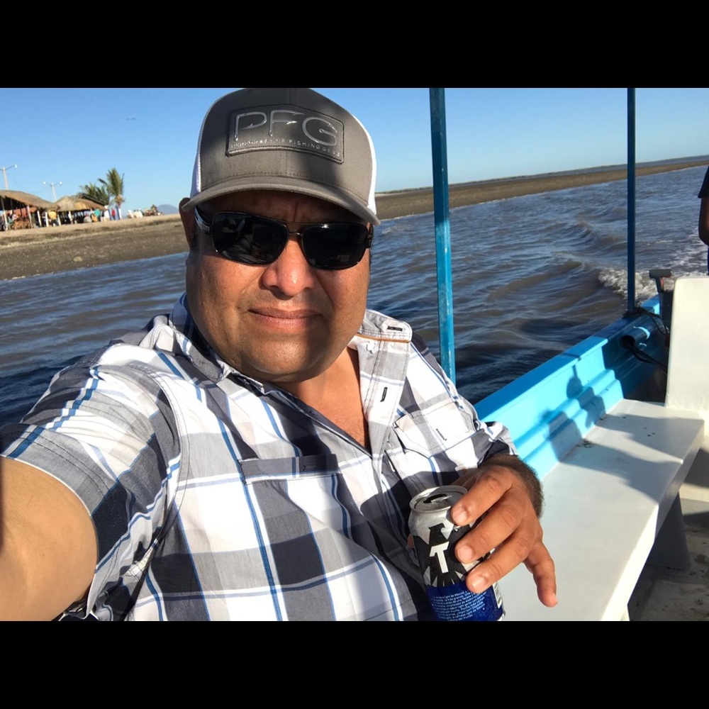 Meet your Posher, Luis